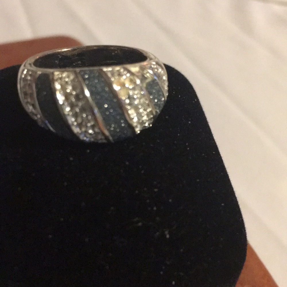 Pretty Ring - image 2